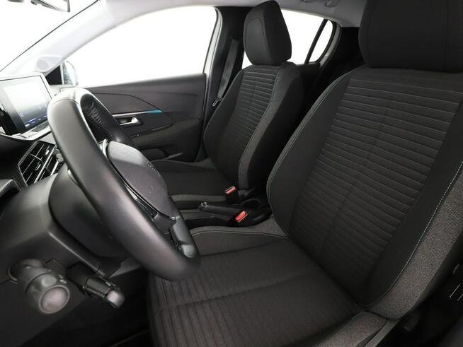 Peugeot 208 Style PDC tempomat Bluetooth LED