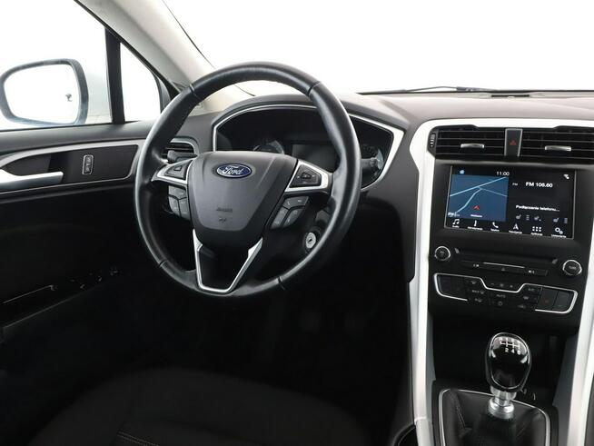 Ford Mondeo navi klima auto grzane fotele i kanapa kamera i czujniki parkowania