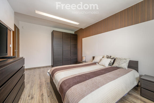 Dom wolnostojący gotowy do wprowadzenia.