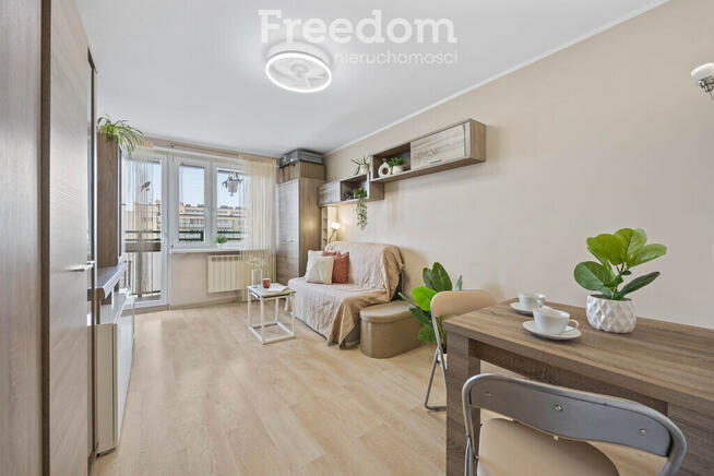 Dwa pokoje Warszawa, Batorego