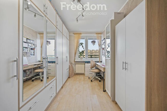 Dwa pokoje Warszawa, Batorego