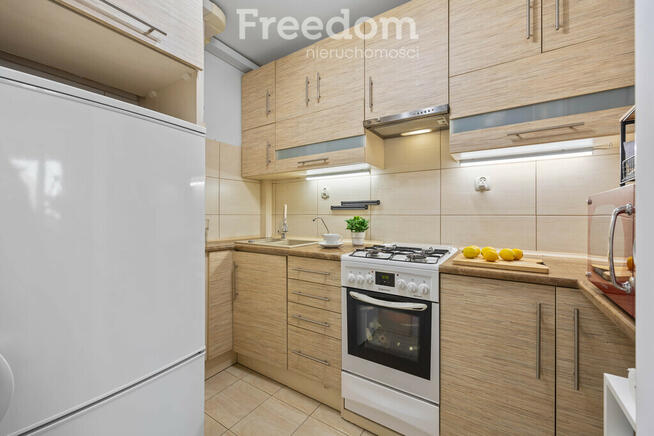 Dwa pokoje Warszawa, Batorego