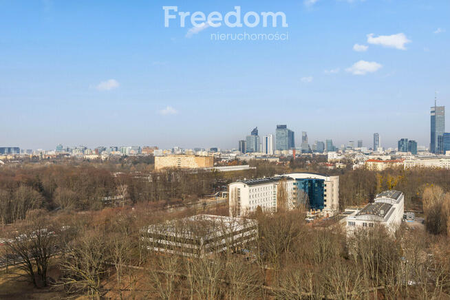 Dwa pokoje Warszawa, Batorego