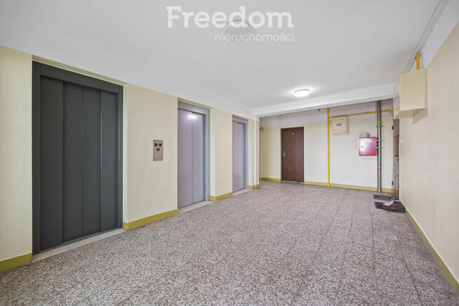 Dwa pokoje Warszawa, Batorego