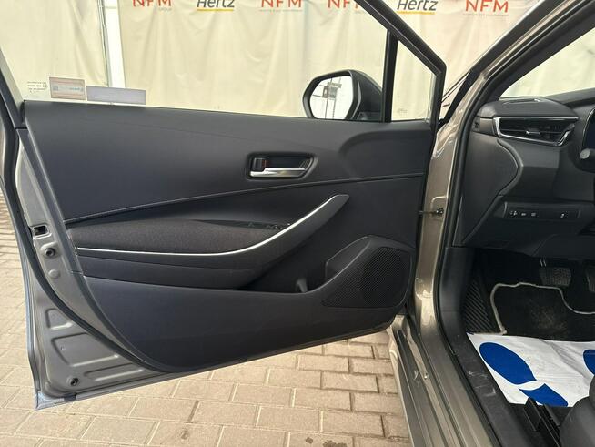 Toyota Corolla 1,8 Hybrid(136 KM) Comfort Salon PL F-Vat