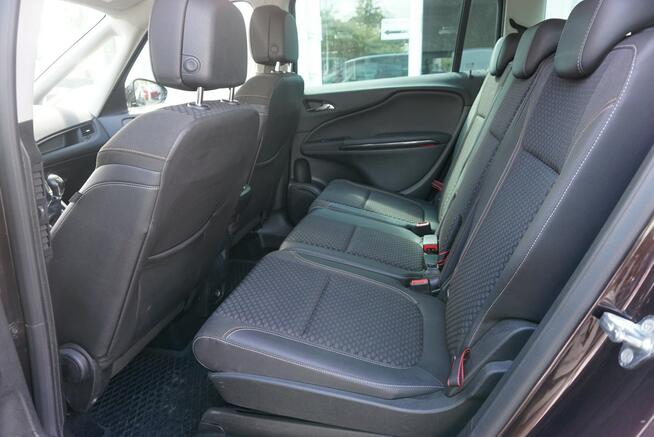 Opel Zafira zarejestrowany, ubezpieczony