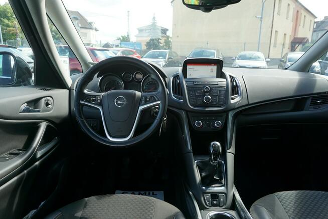 Opel Zafira zarejestrowany, ubezpieczony