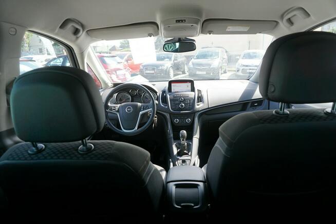 Opel Zafira zarejestrowany, ubezpieczony