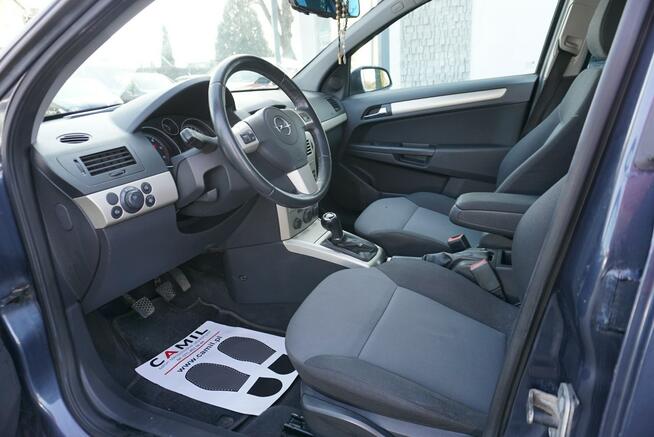 Opel Astra zarejestrowany, ubezpieczony