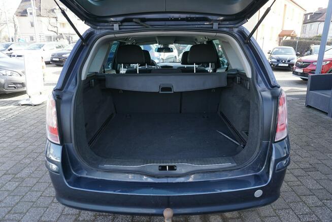 Opel Astra zarejestrowany, ubezpieczony