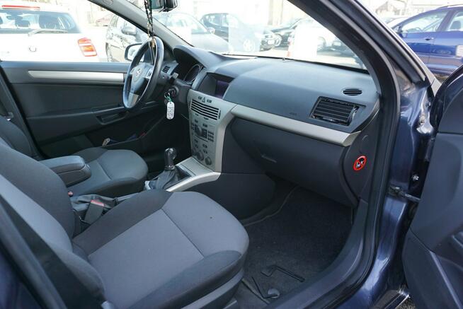 Opel Astra zarejestrowany, ubezpieczony