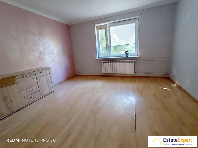 Przestronny dom z dużą działką