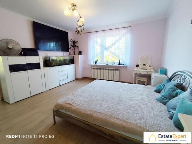 Przestronny dom z dużą działką