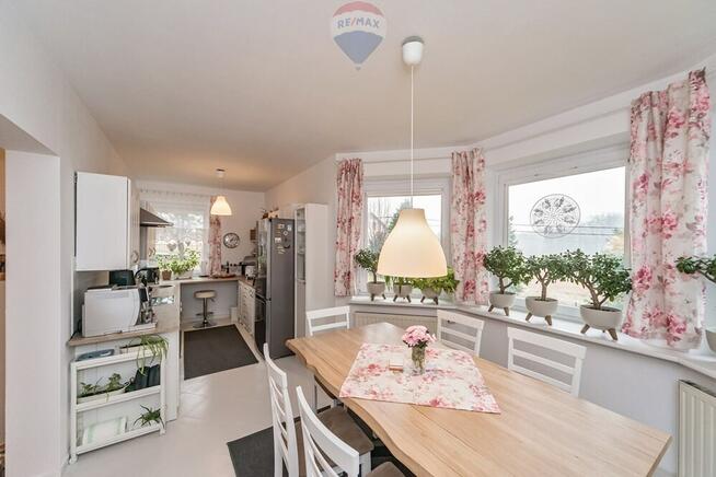 Dom blisko szkoły i przedszkola w Bestwinie