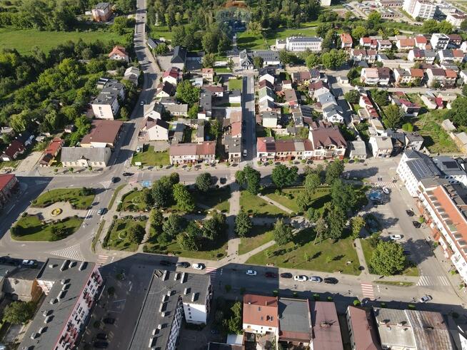 Kompleks handlowo-mieszkalny z częścią produkcyjną