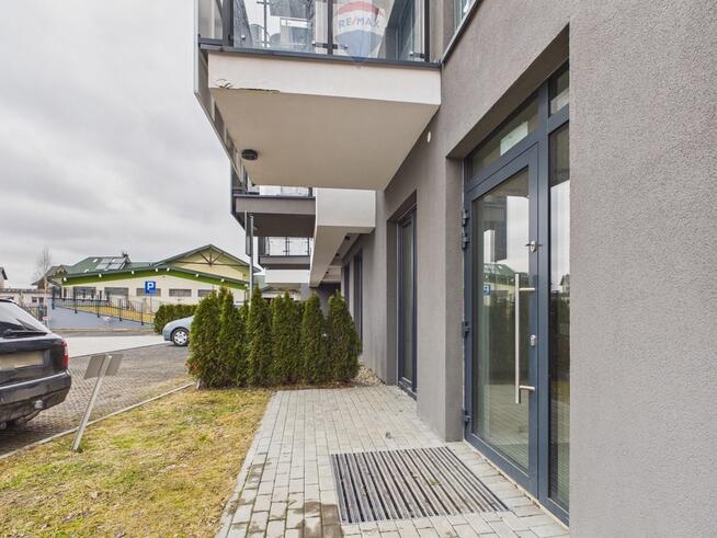 Lokal handlowo- usługowy 25m2 oś. Bór