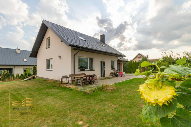 Dom Świdnik Krępiec,