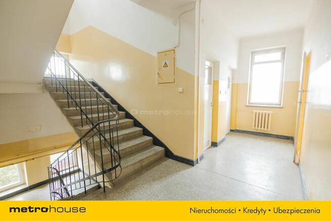 Obiekt biurowo-produkcyjny 930 m² ,działka 4561 m²