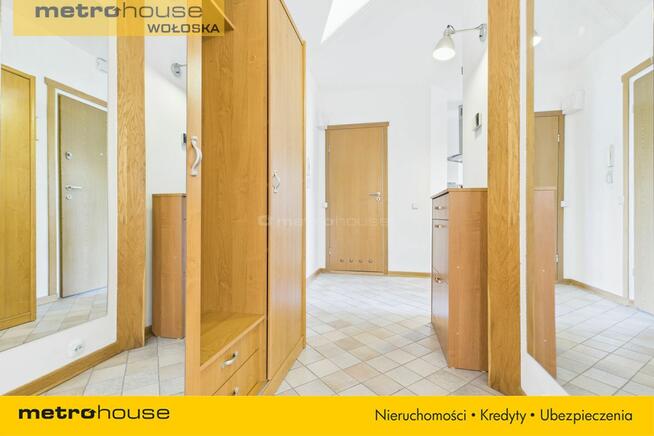 Dwupokojowe mieszkanie w pobliżu metra Stokłosy