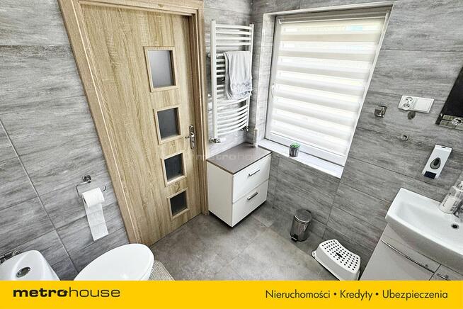 DOM Z DUSZĄ NIEDALEKO MORZA