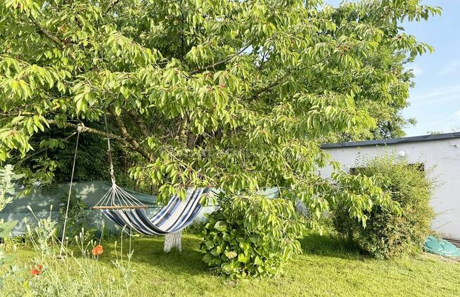 DOM Z DUSZĄ NIEDALEKO MORZA