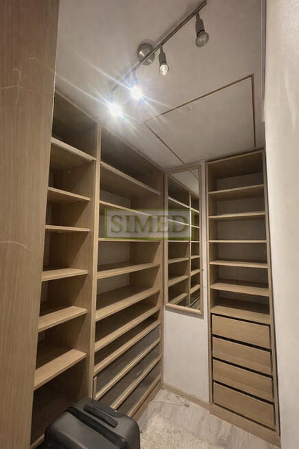 Ciche ogrodzone osiedle, ochrona, park