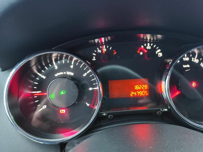 Sprzedam Peugeot 5008