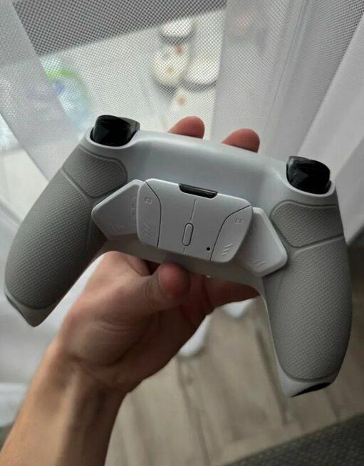 PlayStation 5 Slim z napędem