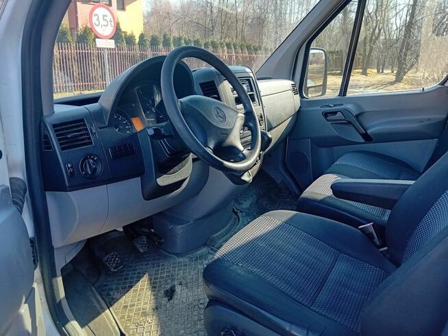 Sprinter kontener z windą i klimatyzacją