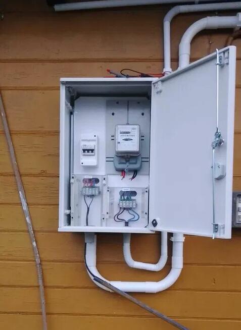 Remonty i Wykończenia Wnętrz | Elektryka | Elewacje | Dociep
