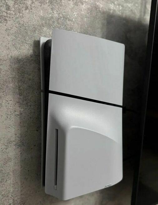 PlayStation 5 Slim z napędem