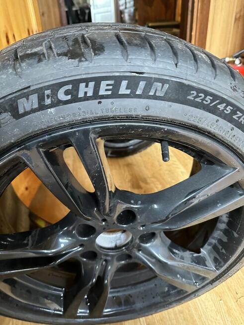 Bmw - Michelin pilot sport 5