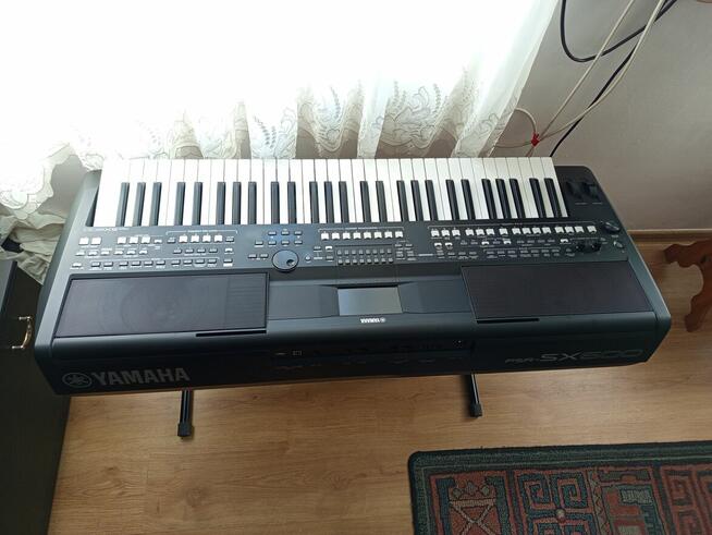 YAMAHA Psr SX 600