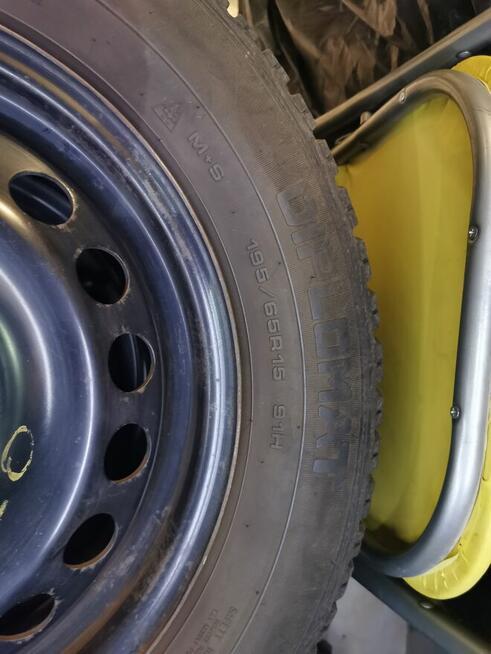 Felgi stalowe+opony zimowe 195/65R15 5x112