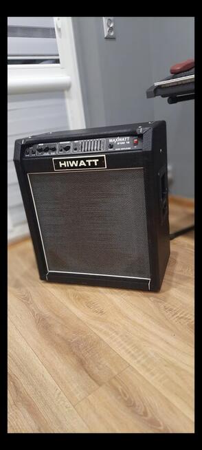 Wzmacniacz basowy HIWAT 100