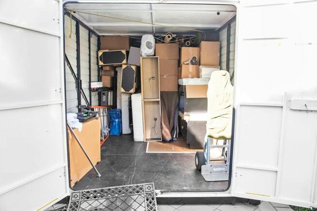 Przeprowadzki i transport