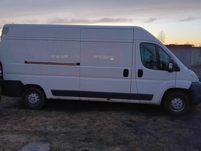 Usługi transportowe i Tragarskie