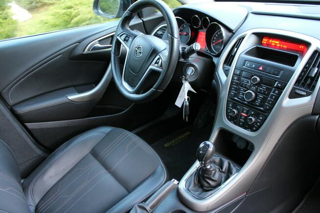 Opel Astra 1,4 Turbo 140 KM 166 tys km Opłacona Sprowadzona
