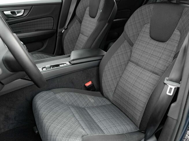 Volvo V60 WD4889R#B3 B Core K.cofania Podgrz.f kier szyba Salon PL VAT 23%
