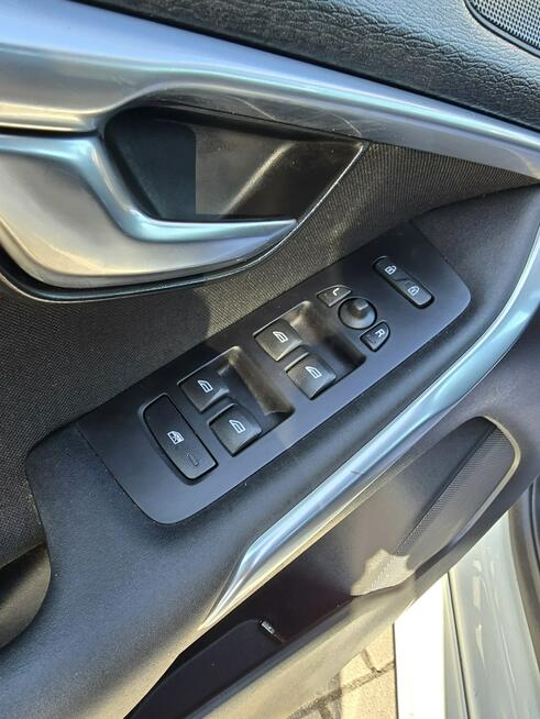 Volvo V40 1,6hdi Navigacja.Tempomat.Klimatr 2 str.Parktronic.kredyt.OKAZJA