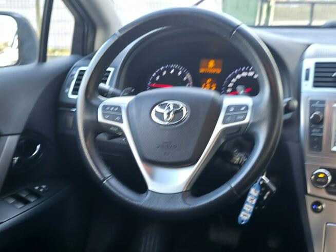 Toyota Avensis 1.8 Benzyna | Serwisowany | Gwarancja | Bogate wyposażenie | Automat