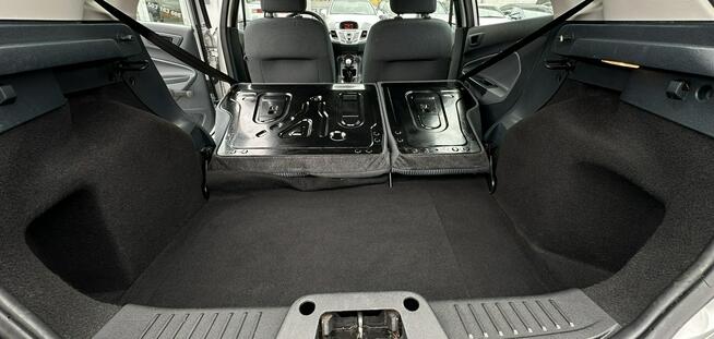 Ford Fiesta Benzyna Zarejestrowany Ubezpieczony