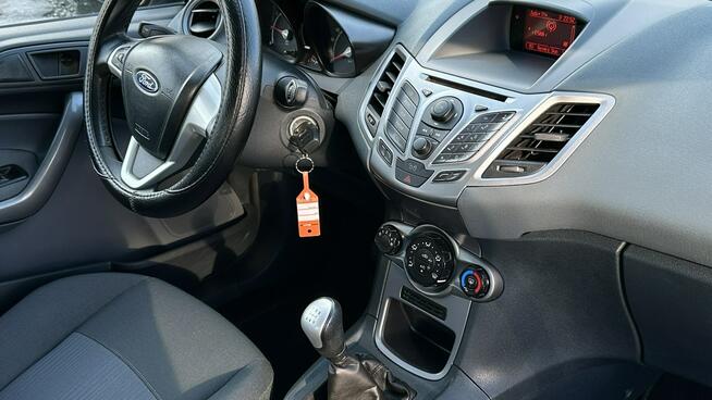 Ford Fiesta Benzyna Zarejestrowany Ubezpieczony