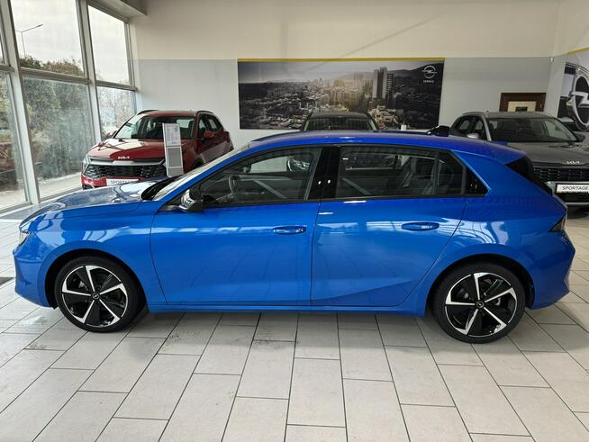 Opel Astra Edition 1.2 Turbo 110KM