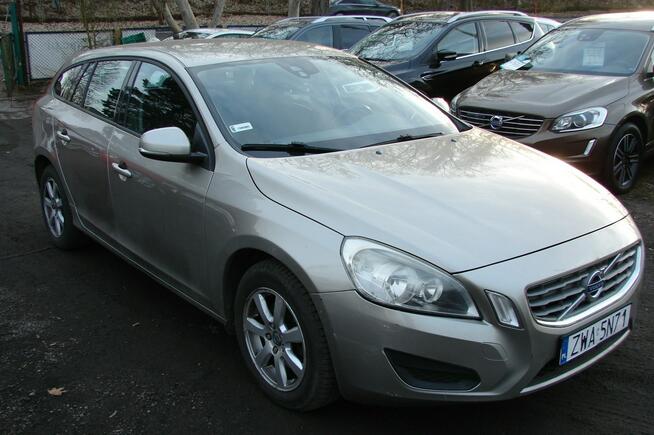 Volvo V60 1,6 D 115 KM, Dobry stan techn. i wizualny