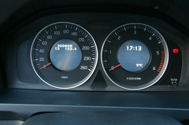 Volvo V60 1,6 D 115 KM, Dobry stan techn. i wizualny