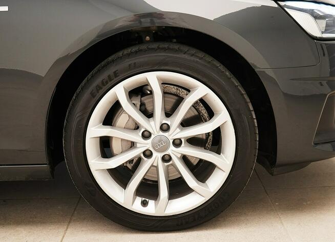 Audi A4 40TFSI Quattro VirtualPlus MatrixLed TempomatACC GrzanaSzyba Kamera