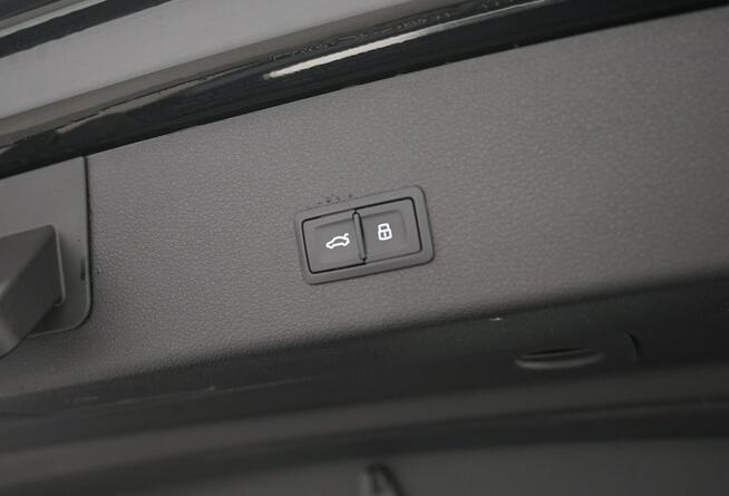 Audi SQ8 e-tron 503KM Quattro B&O Virtual Matrix Tempomat ACC Pneumatyka kamera 360