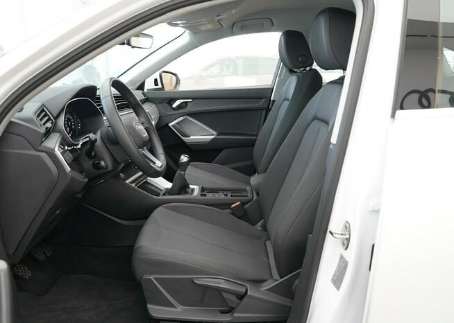 Audi Q3 35TFSI 150KM Manual Virtual Kamera MartwePole Asystenci Alu17