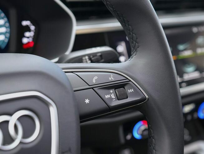 Audi Q3 35TFSI 150KM Manual Virtual Kamera MartwePole Asystenci Alu17